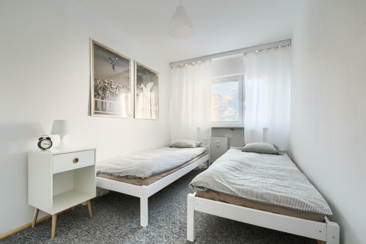 Chmielna Hammock Apartment وارسو المظهر الخارجي الصورة