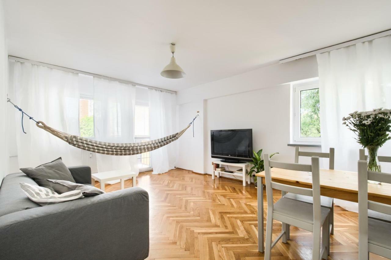 Chmielna Hammock Apartment وارسو المظهر الخارجي الصورة